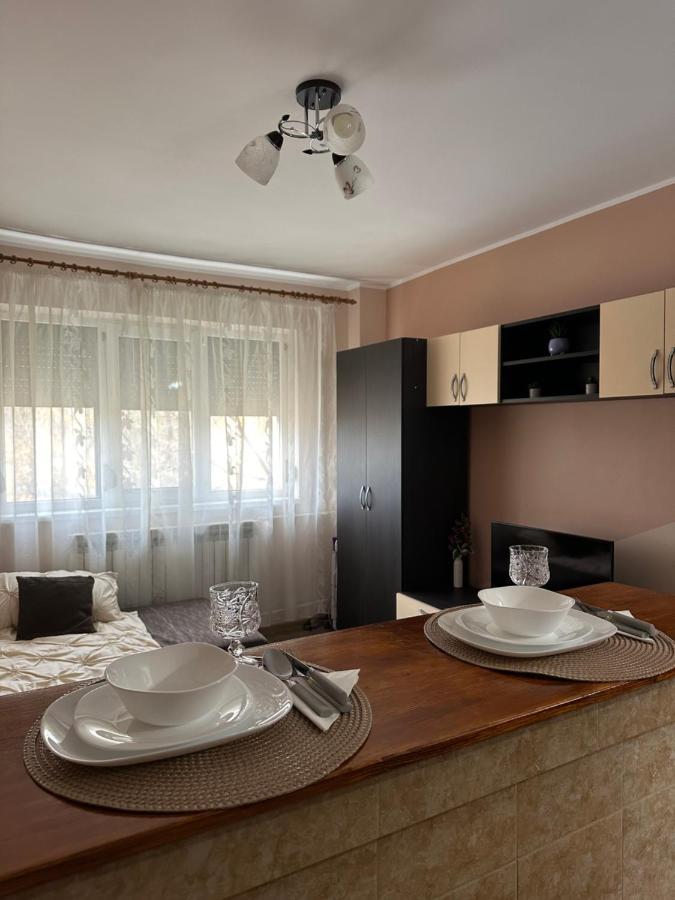 Cozy Apartament Galaţi Exterior foto