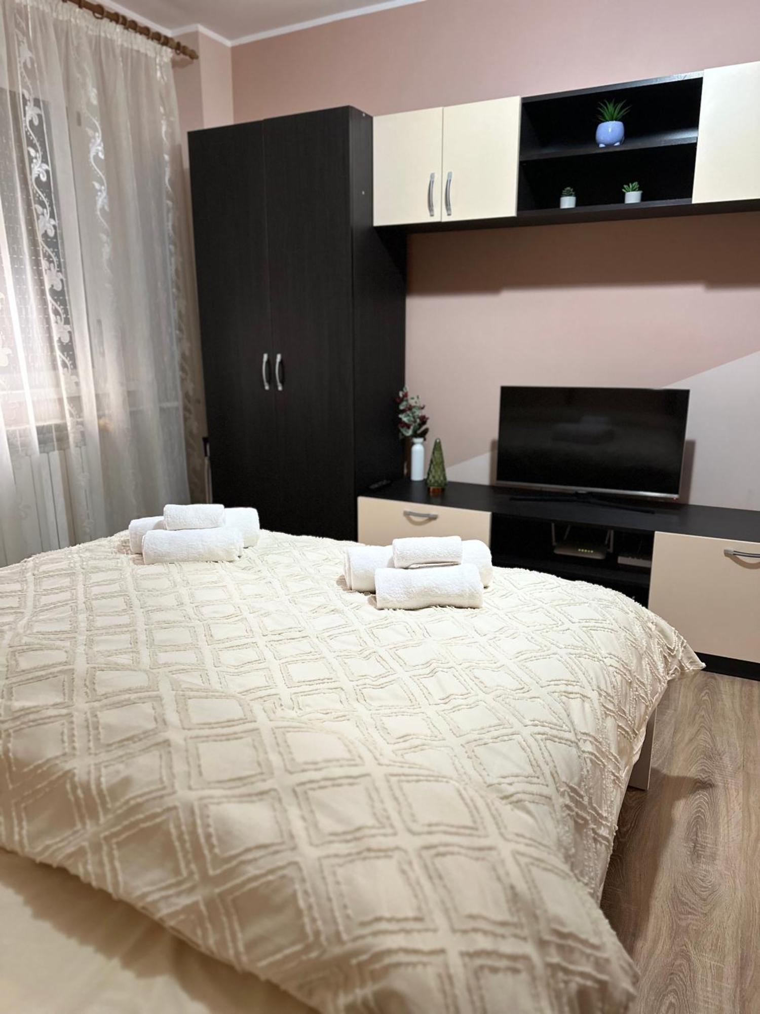 Cozy Apartament Galaţi Exterior foto